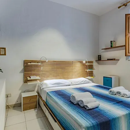 Comfy Near The Tower X4 Apartment *