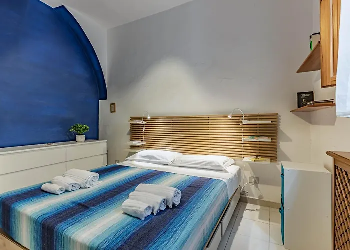 Апартаменты Guesthost - Comfy Near The Tower X4 *