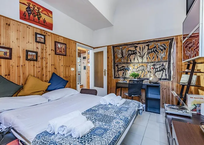 Guesthost - Comfy Near The Tower X4 * Пиза